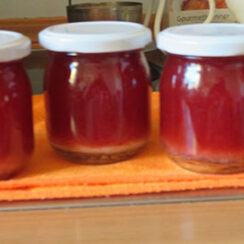 Erdbeermarmelade mit Stangenpfeffer
